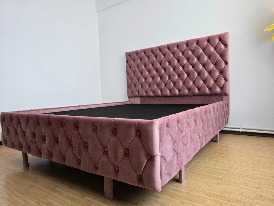 Pat roz pudră chesterfield tapițat 160x200cm