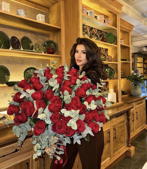 Доставка Букетов Алматы, Розы, букеты и пионы, цветы