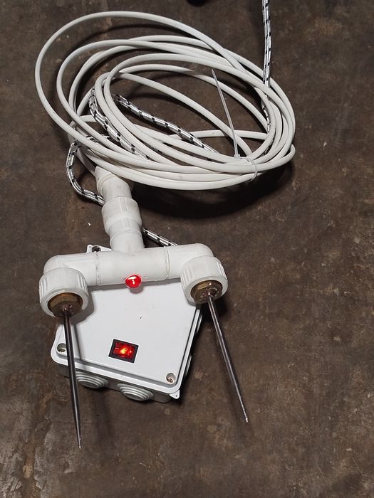 Vând asomator electric