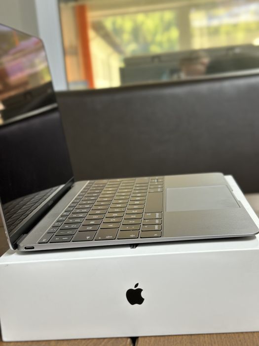 Macbook 12” Space Gray - stare foarte bună