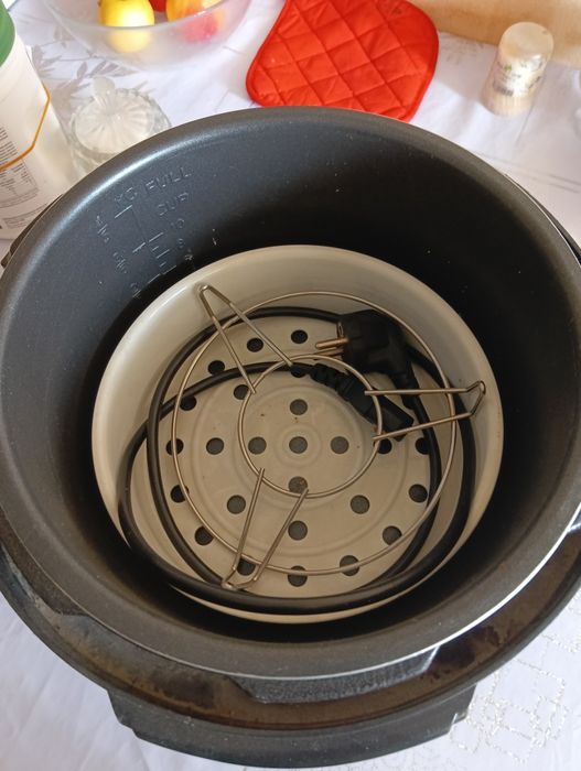 Продам мультиварку