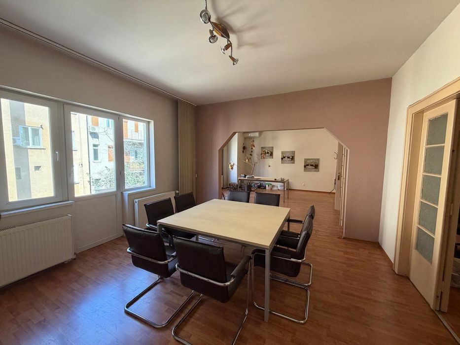 Proprietar spațiu  ultracentral 130 mp