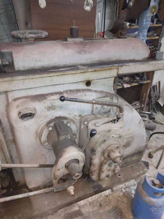 Металообработващата машина ШЕПИНГ