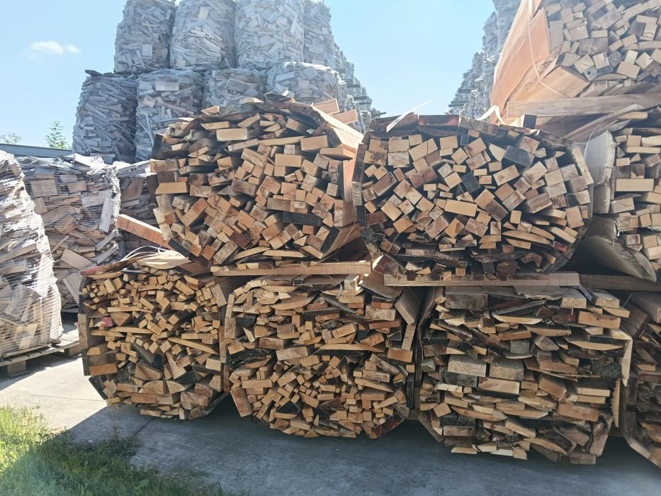 Deseuri fag sau stejar, l. de foc FAG, cărbuni, nisip, piatră, moloz