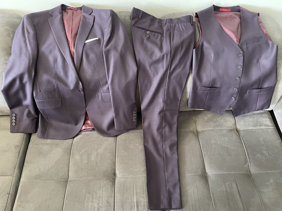 Costum bărbătesc, Marimea 48,