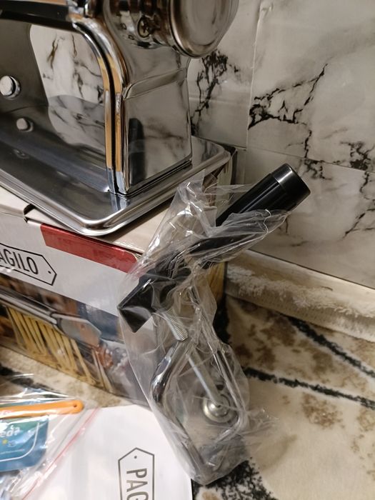 Mașina manuală inoxidabilă pentru tăiței și spaghete  Pagilo italia