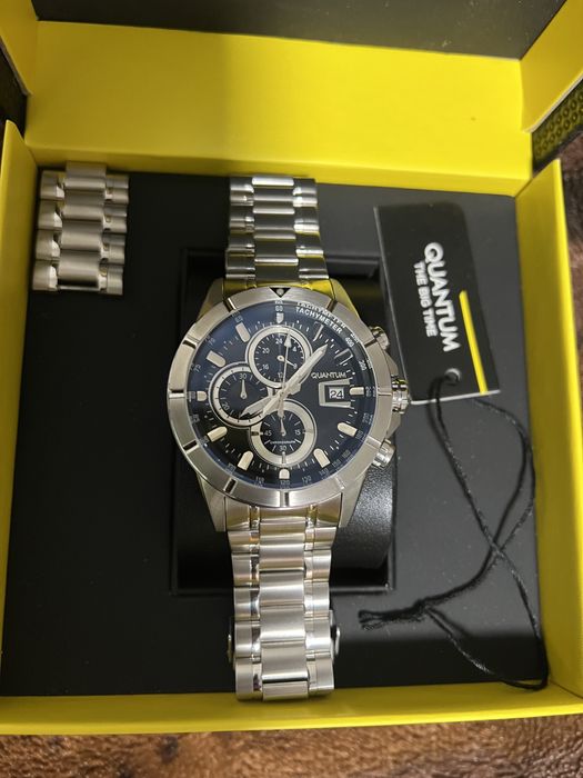 Продаю новые часы Quantum