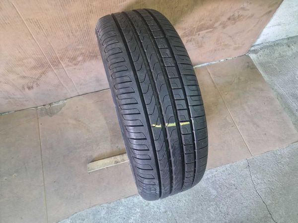 1 Pirelli R19 245/50
лятна гума
DOT4621