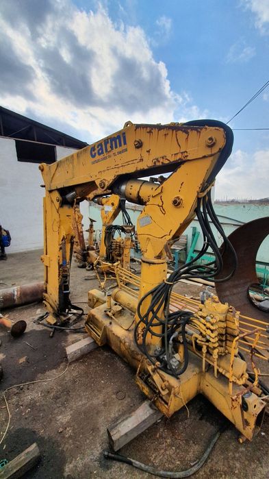 Кран манипулятор продаётся