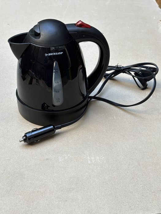 Fierbator apa cu priza auto