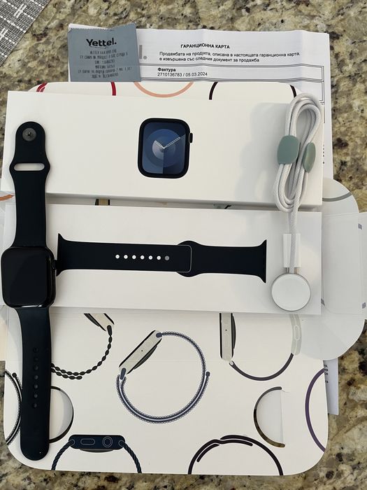 Apple Watch  9  45 mm