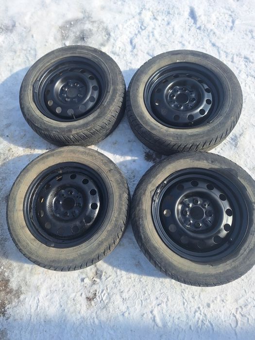 Продам комплект шин р14