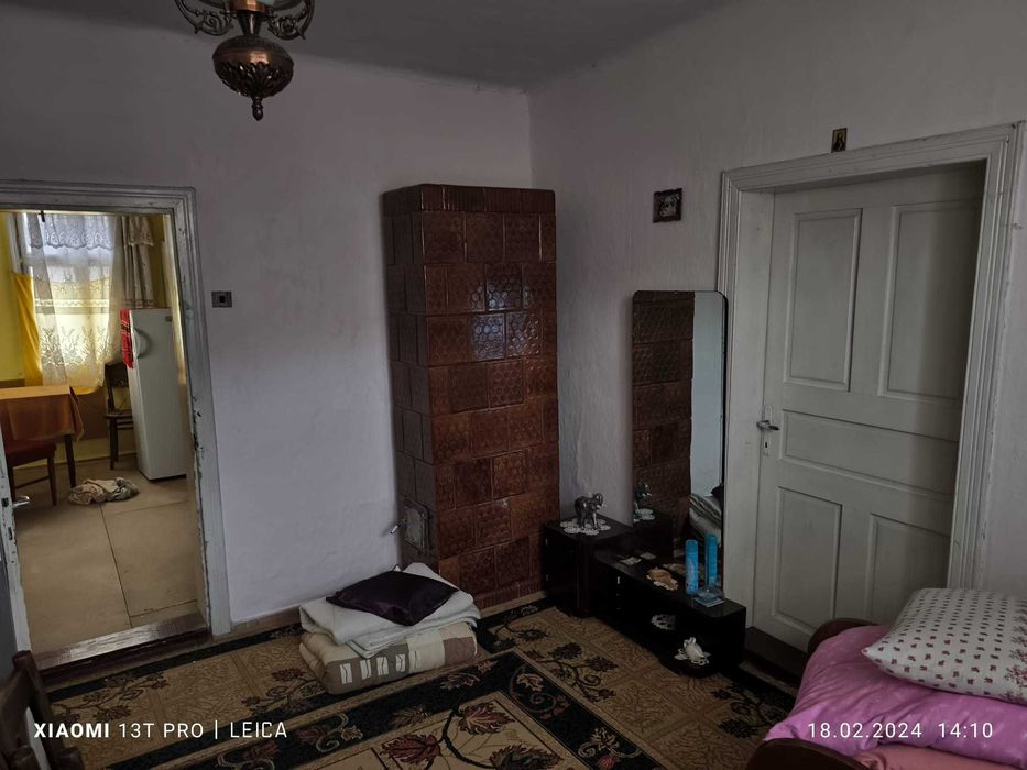 Vand casa si teren Putna