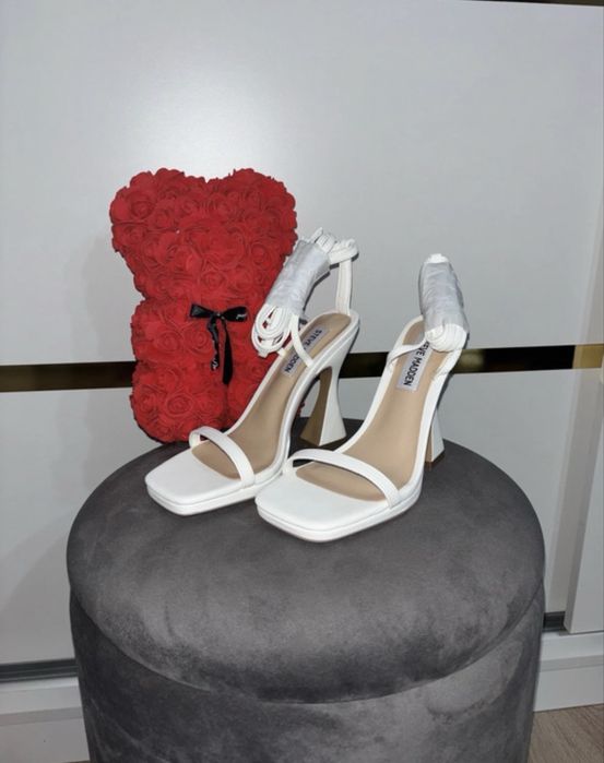 Sanale Steve Madden 37, 38, 39, 40