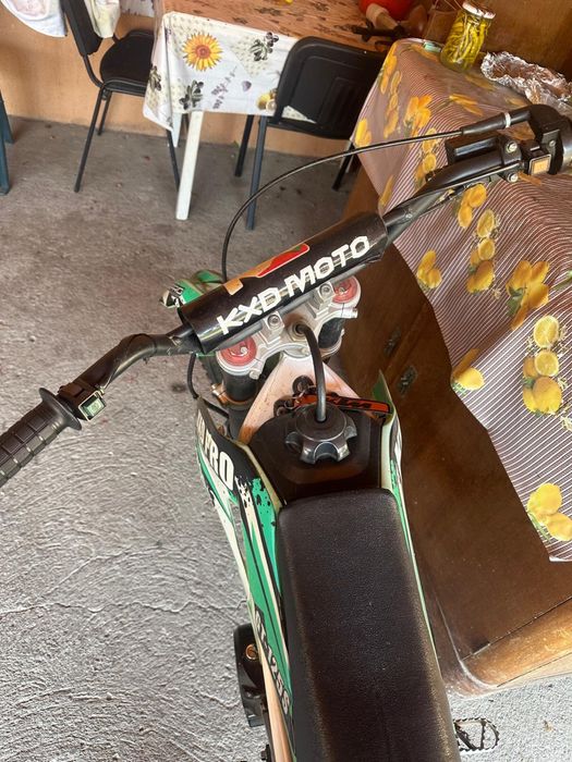 Motocross KXD 125cc – stare foarte bună, pornește la buton
