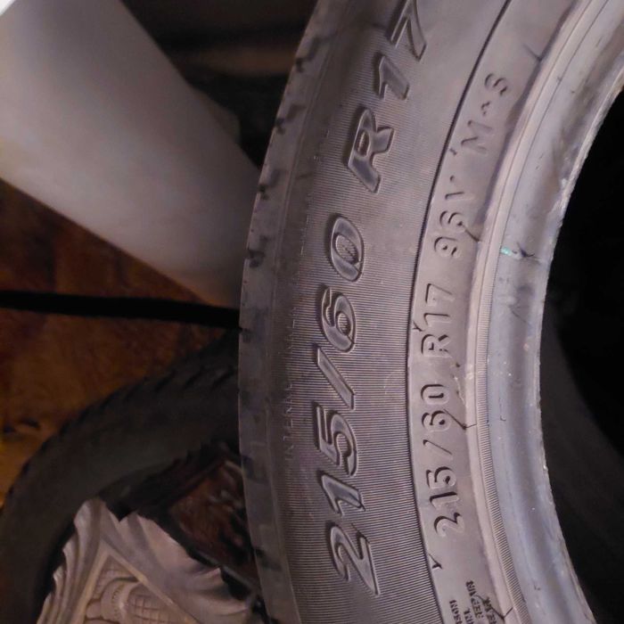 Шины летние pirelli 215*60*R17бу