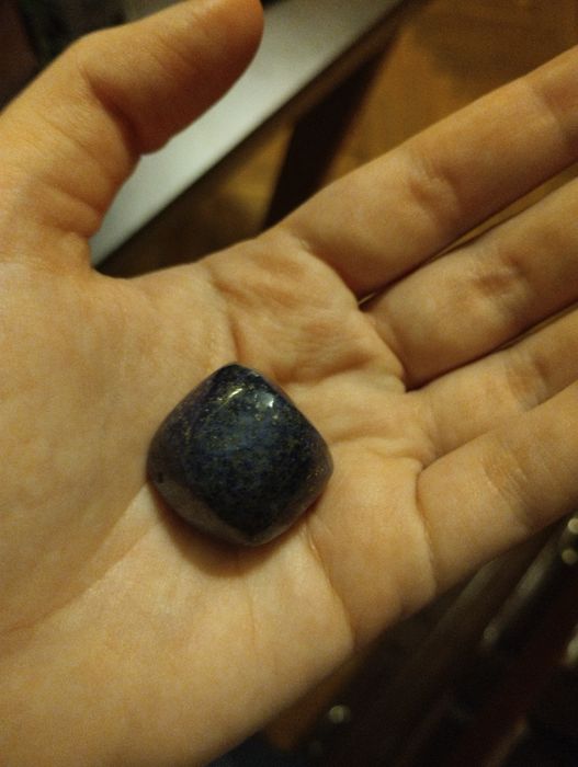 Естествен камък лапис лазули