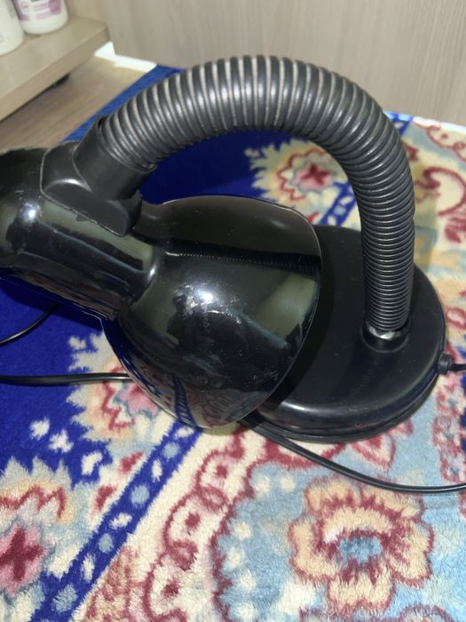 Настольная лампа