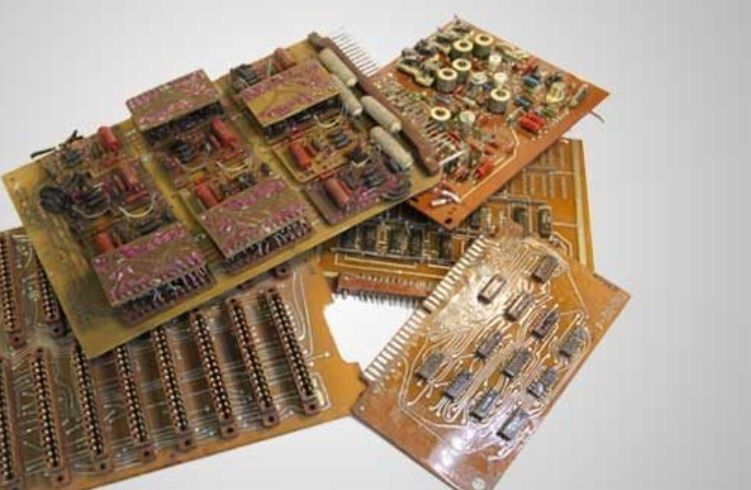 Прнимаем Радиодетали