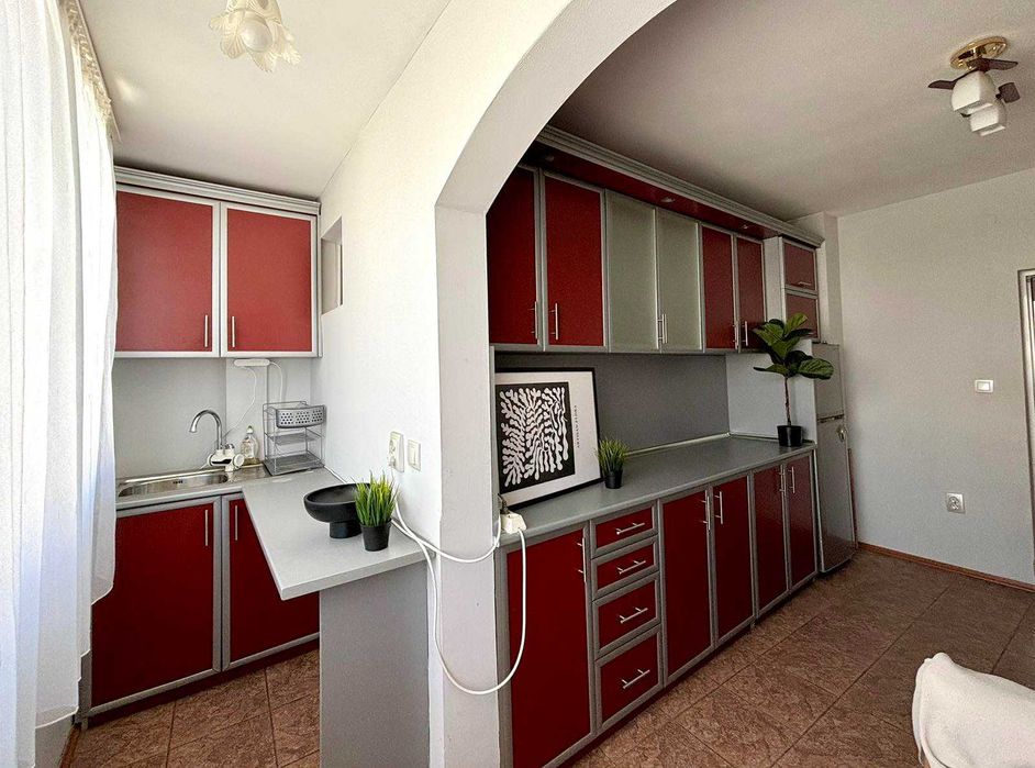 Продава се Тристаен апартамент в Шумен, Пазара - 92 кв.м за 1026 €/кв.м - Снимка #10