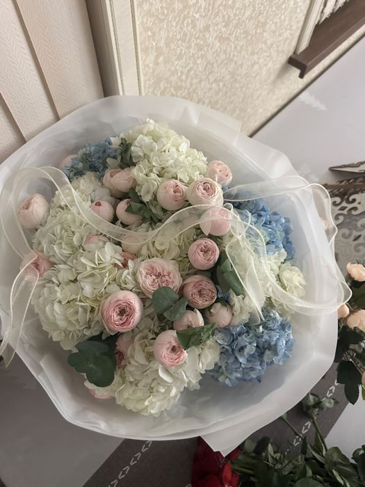 Букет из куставых роз