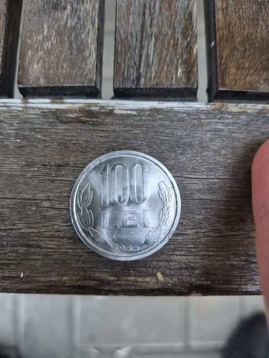 Monedă românească de 100 lei din anul 1994