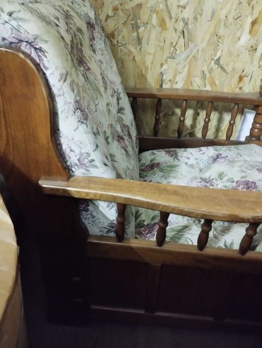 Fotolii din lemn de stejar, cu tapiterie stofa, 2 bucati, pret unitar