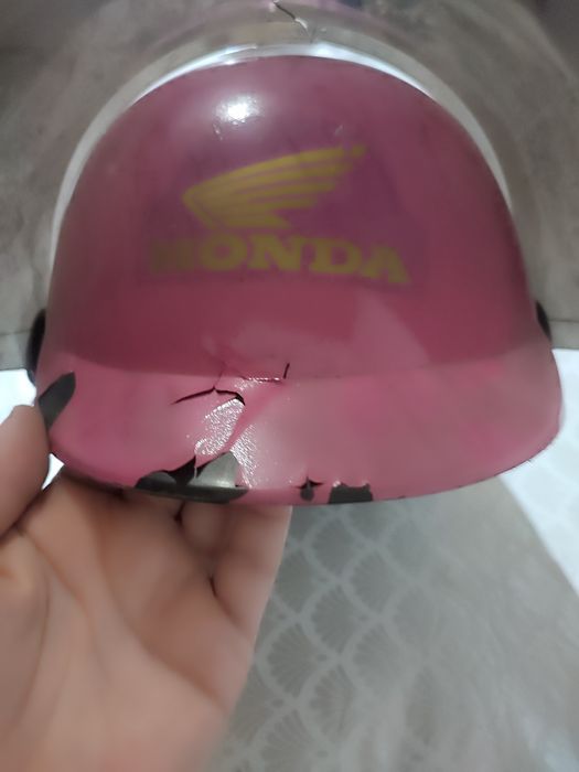 Каска для мопеда