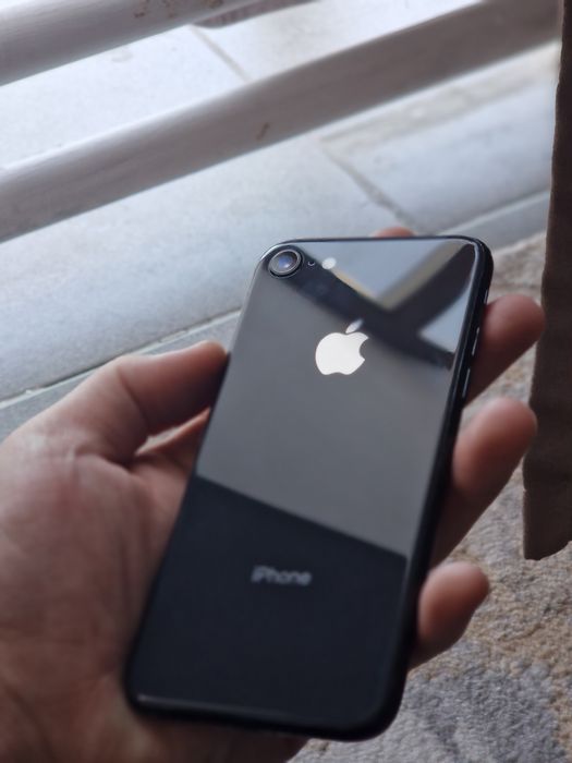 Iphone SE 2022 память 128gb