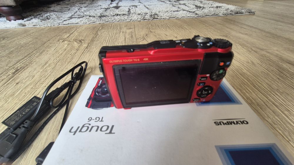 Фотоапарат Olympus TG-6