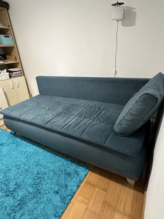 Vand canapea extensibila 2 locuri