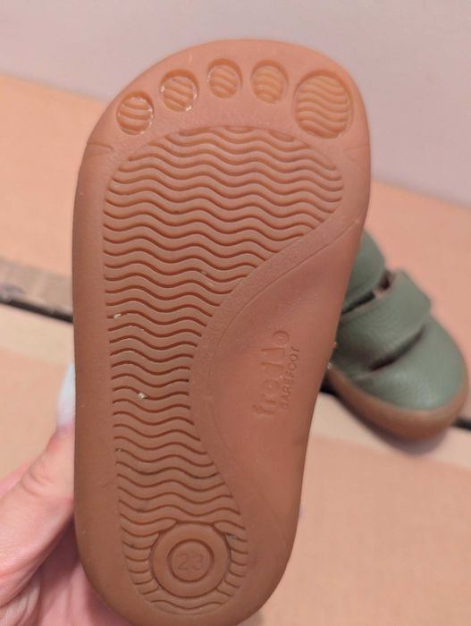 Sandale piele Froddo marimea 23