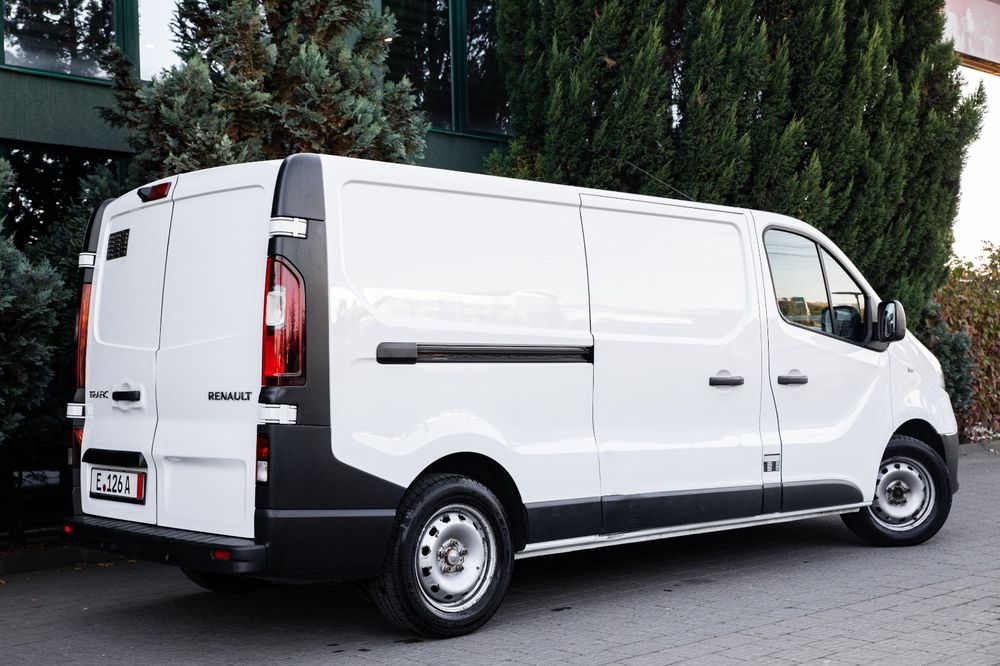 RENAULT Trafic 2018 — imagine 4