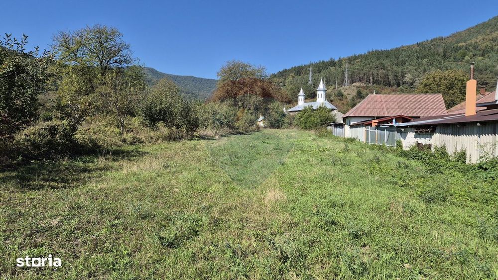 Teren casă 1280 m2, cu proiect, autorizației și utilități.