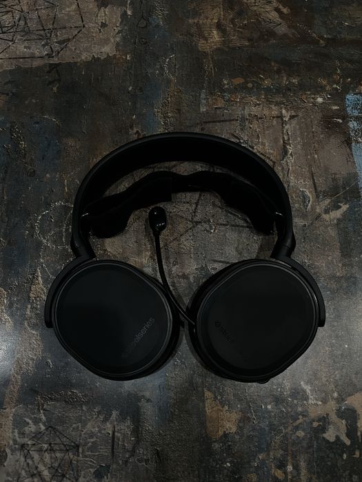 Наушники SteelSeries Arctis Pro
