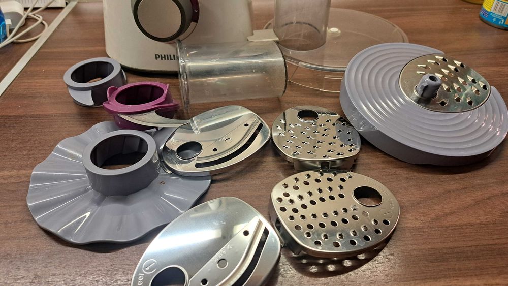 Robot philips hr7761