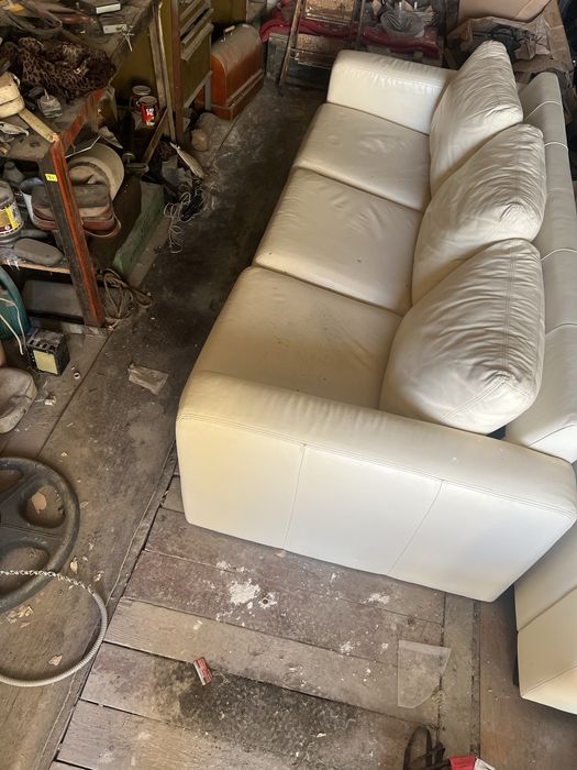 Диван кожаный длина 2,10см