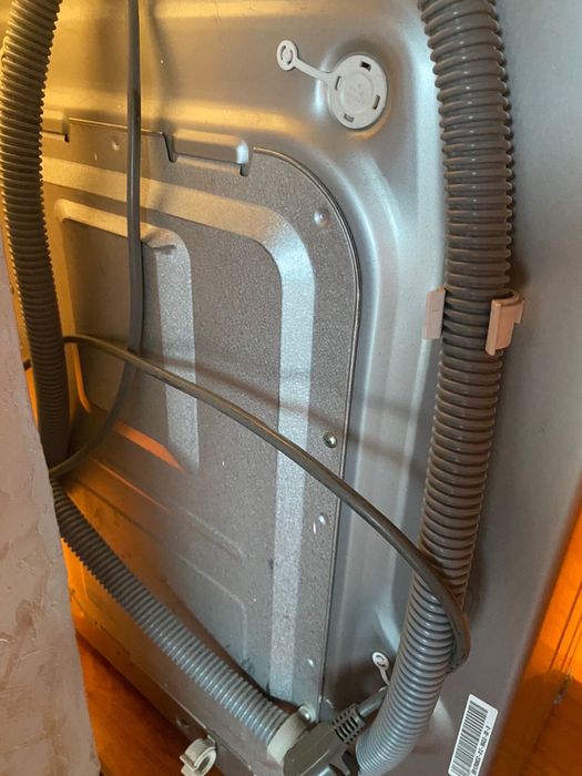 Продам стиральную машину