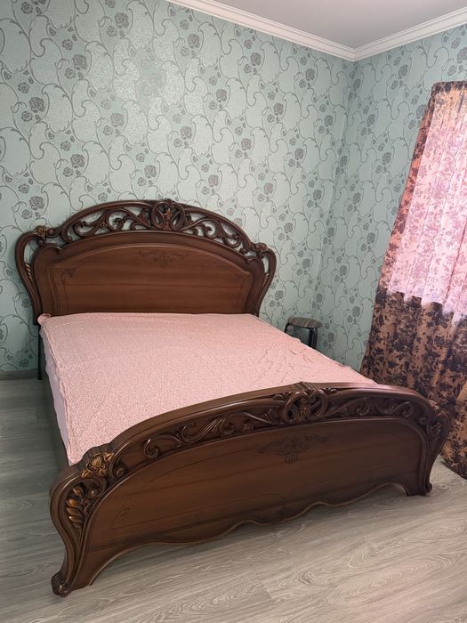 Спальний гарнитур