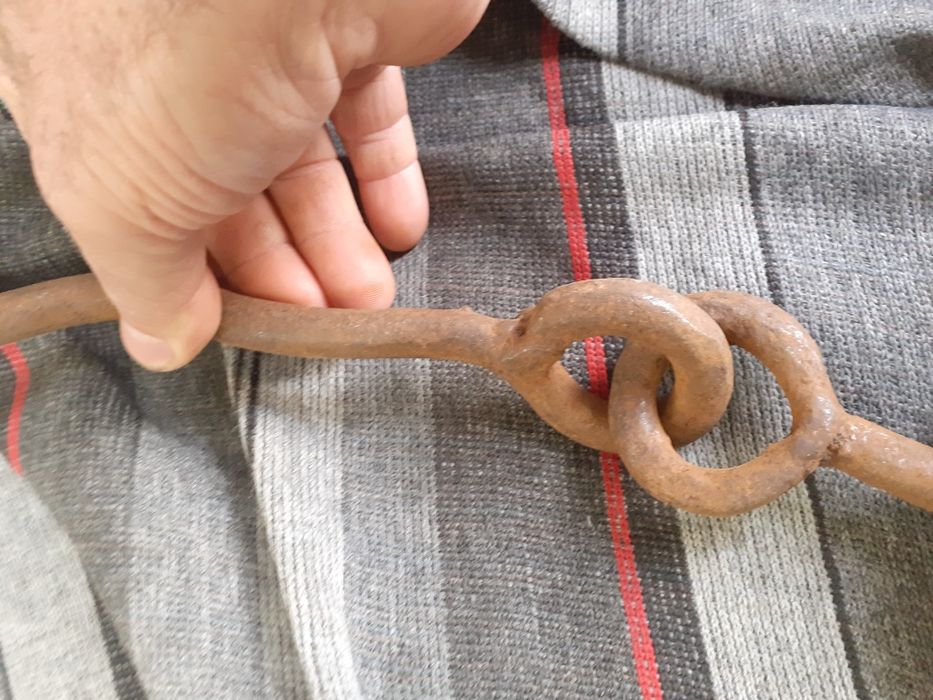 Стари ченгели ръчно ковани,пиростия и капак,вериги за огнище