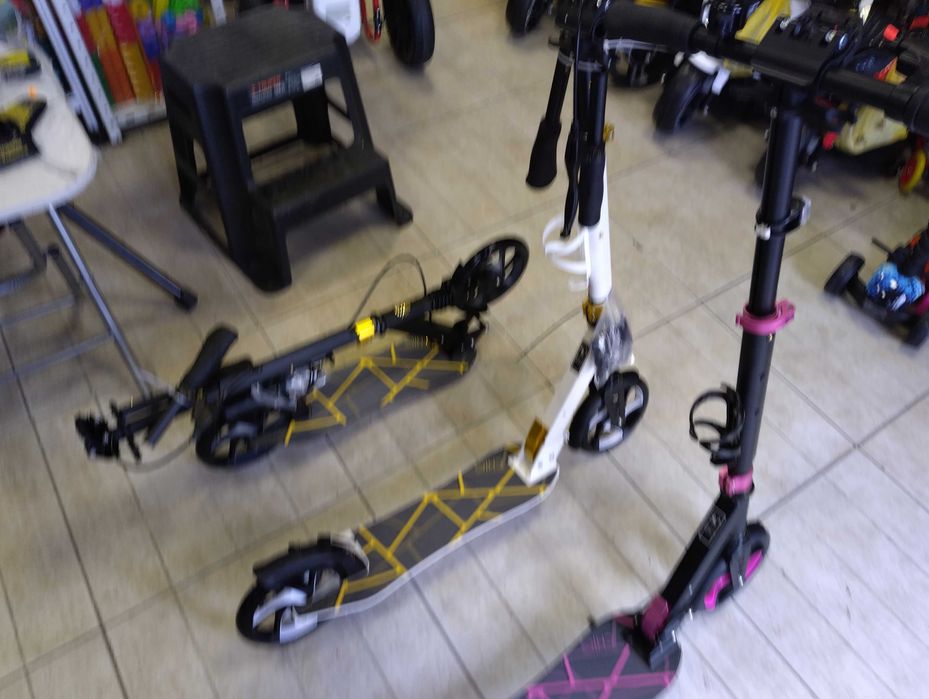 BYOX Детска тротинетка CHIC