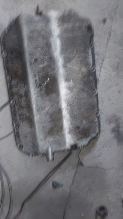 Продам поддон на ауди а8