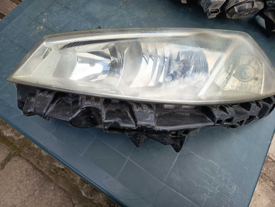 Faruri Renault Megane 2 second hand.