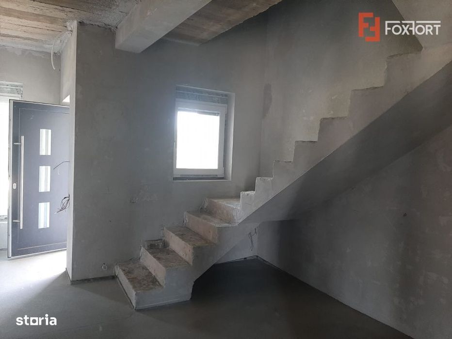 Duplex cu 4 camere de vanzare in localitatea Bucovat