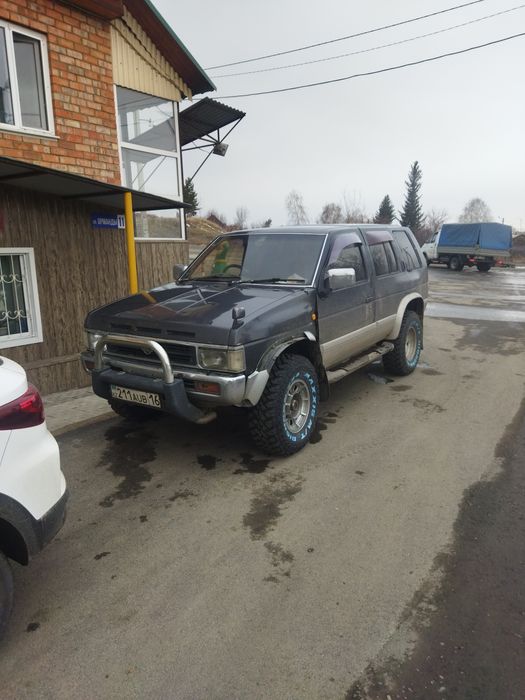 Продам Ниссан Террано