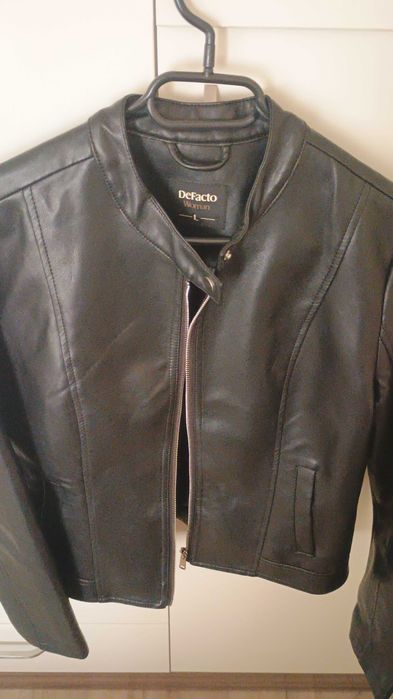 Дамско кожено яке ново
