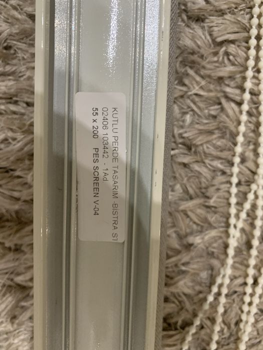 Чисто нови сиви руло щори ширина - 550см, дължина до 2000 см. - 2 бр.