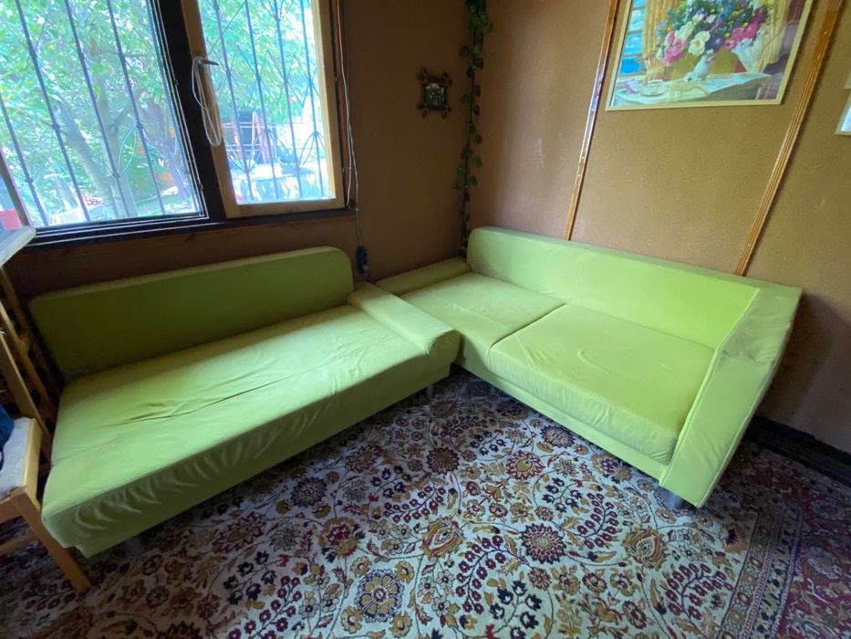 Разтегателен диван