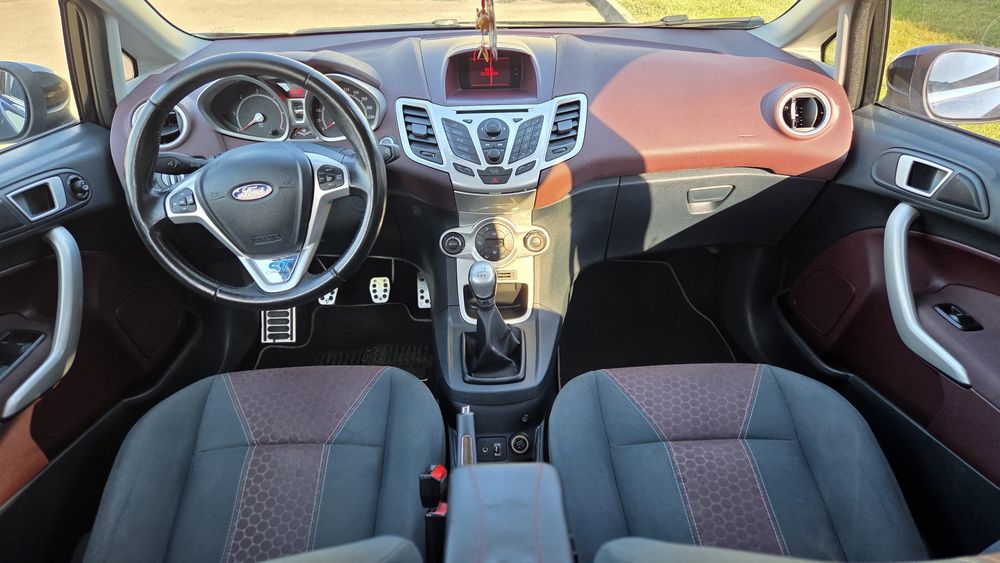 Ford Fiesta 1.6l Diesel Euro 5 Paket Titanium 2012