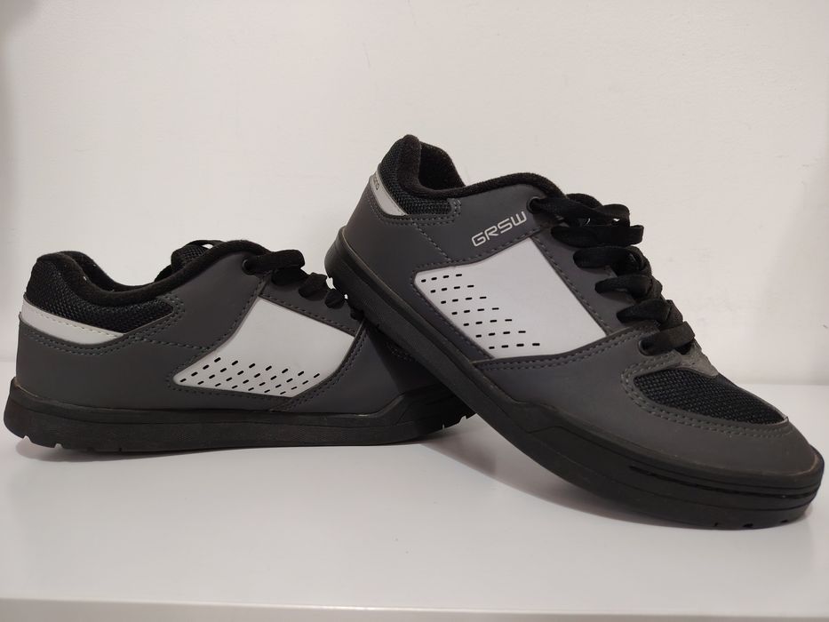 Pantofi incaltaminte bicicleta MTB Shimano marimea 39